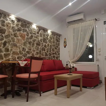 Kohyli Apartment